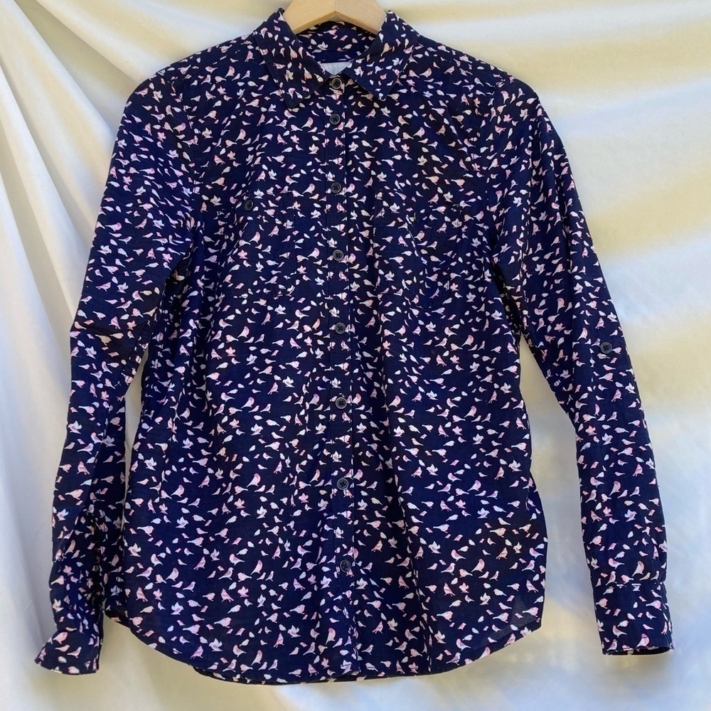 Sonoma navy Button Down Shirt With Birds On It, Size Medium